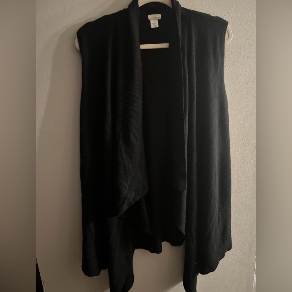 Halogen  cashmere blend black knit open front sleeveless cardigan sweater XS. C